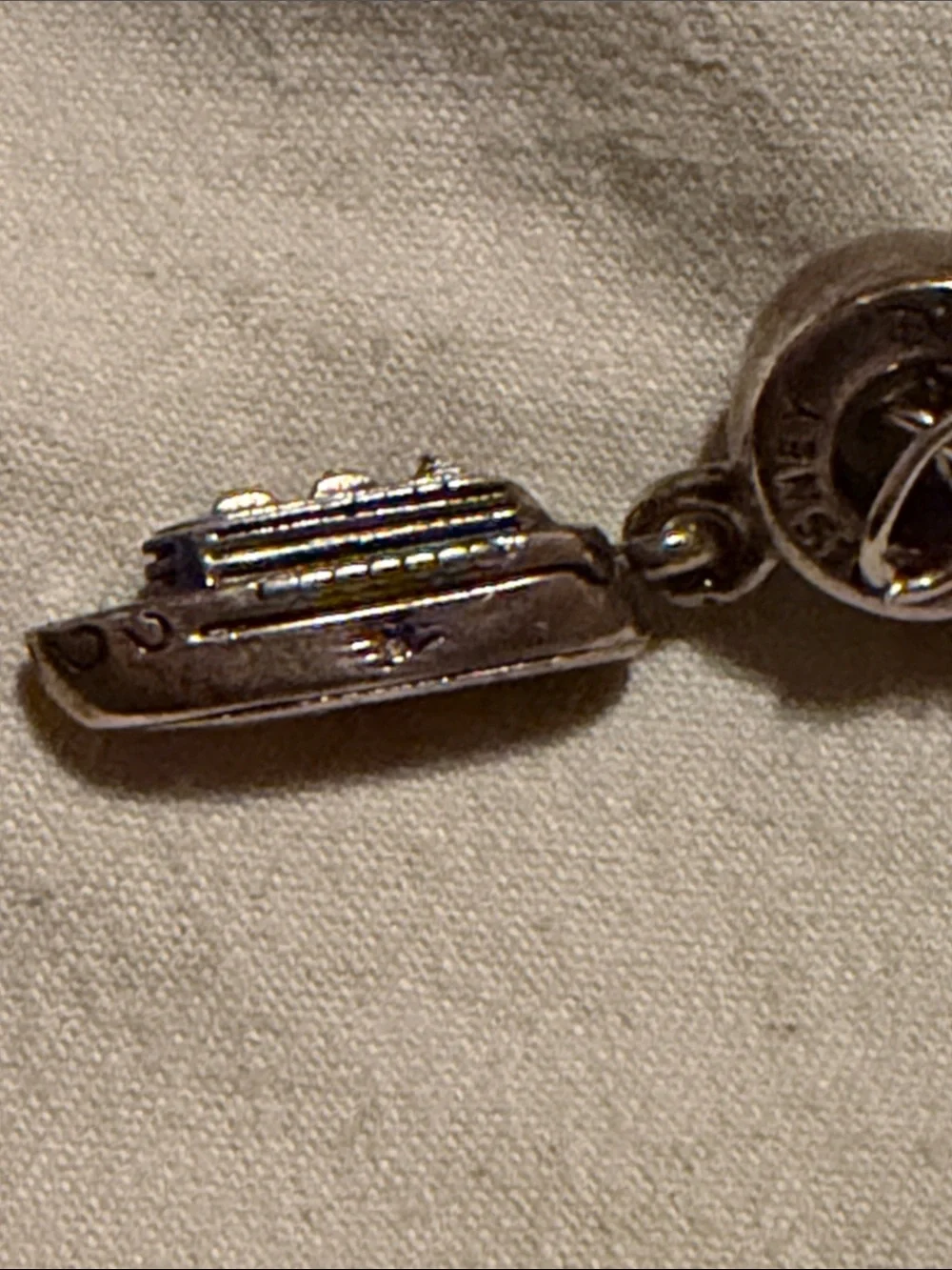 Pandora￼ elegant silver